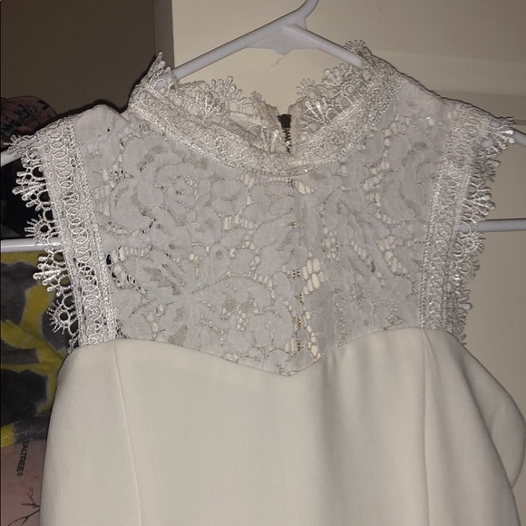 White lace romper - Picture 2 of 5